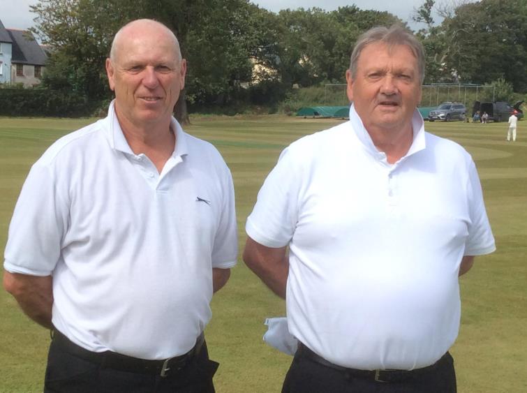 Umpires - Steve Williams and Chris Stapleton